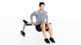 Homme pratiquant musculation Homme pratiquant musculation